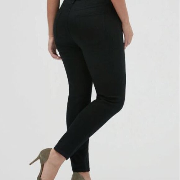 Banana Republic Mid-Rise SLIMMING Stretch Skinny Jean Black Size 30/10 MSRP $109 - Picture 4 of 10